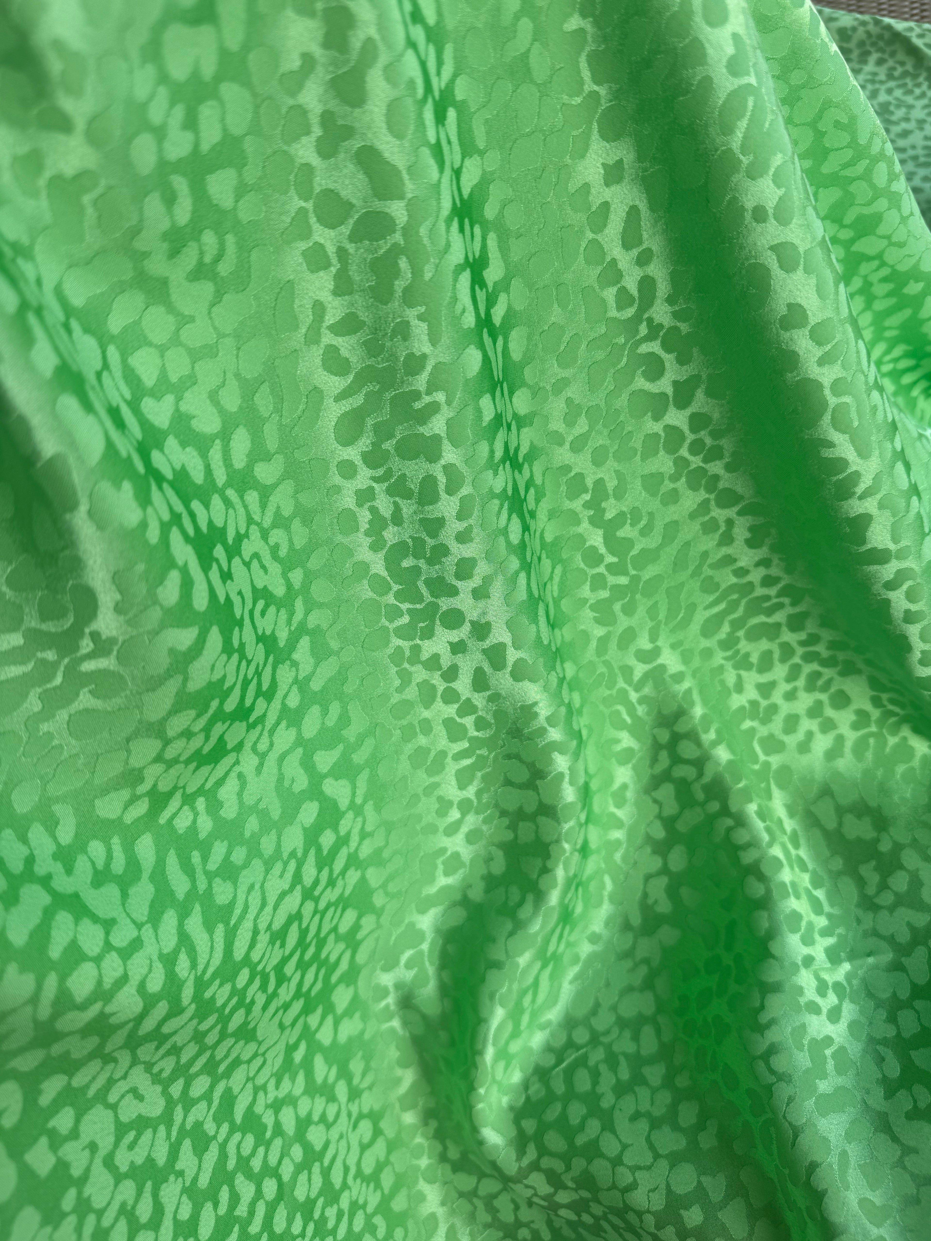 Solid color- Green